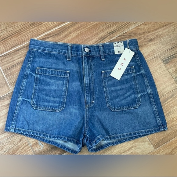 AMO Patch Pocket Short - Picture 2 of 8